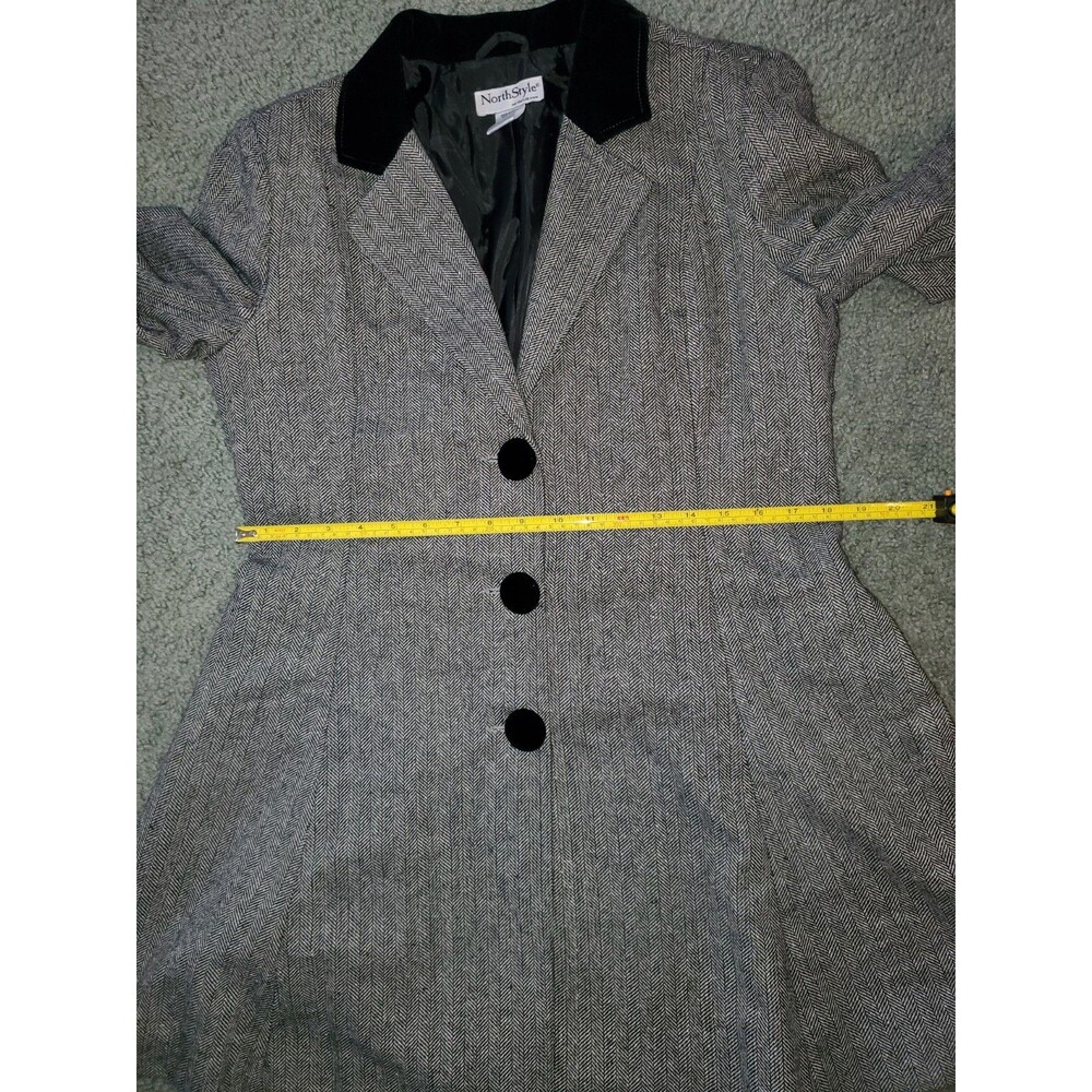 NorthStyle Herringbone Walking Coat Size M Gray Black Velvet Trim 3-Button... - Picture 12 of 16